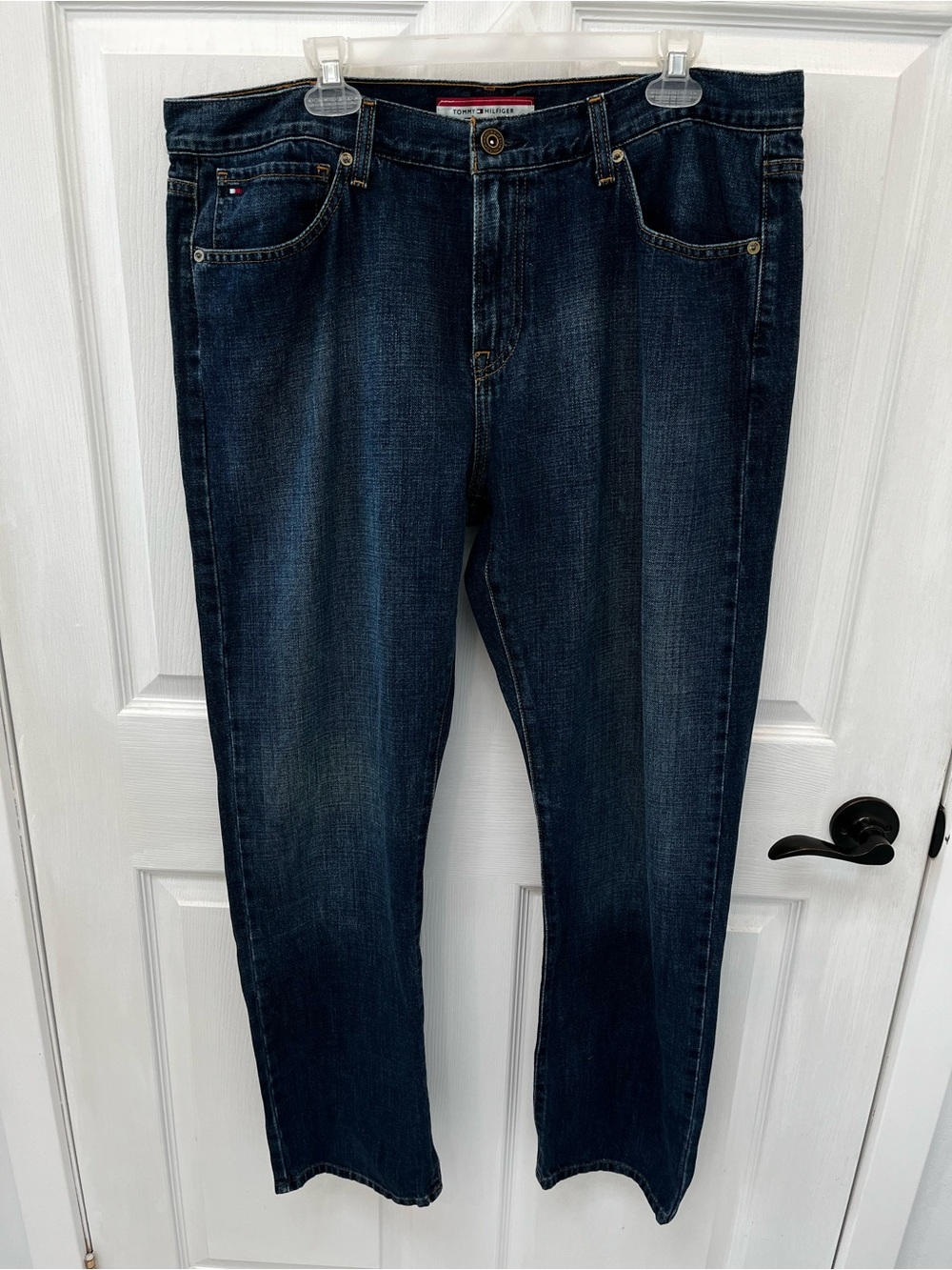 Tommy Hilfiger Mens Dark Blue Classic Fit 100% Cotton Straight Jeans 38Wx32L